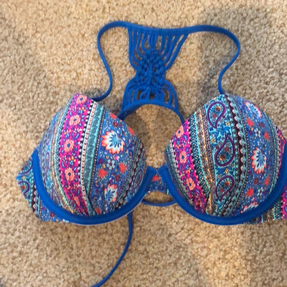 Bikini top